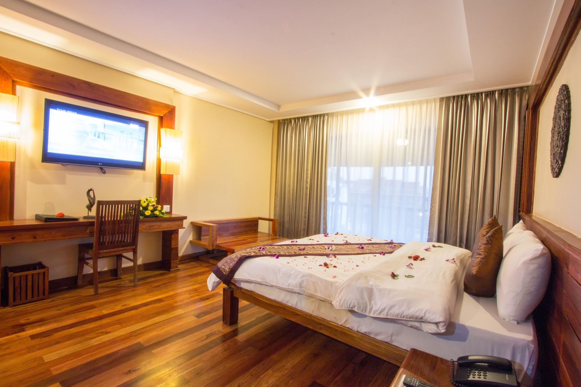 Royal Empire Premium Hotel Siem Reap Eksteriør bilde