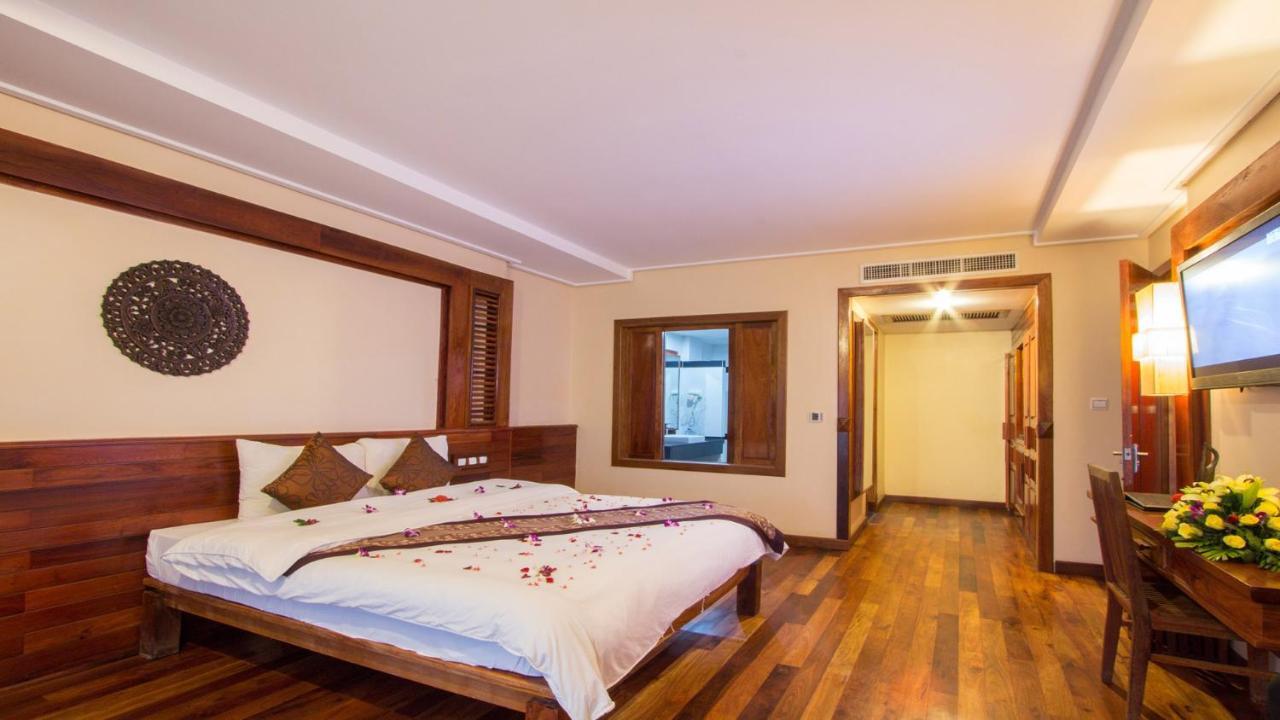 Royal Empire Premium Hotel Siem Reap Eksteriør bilde
