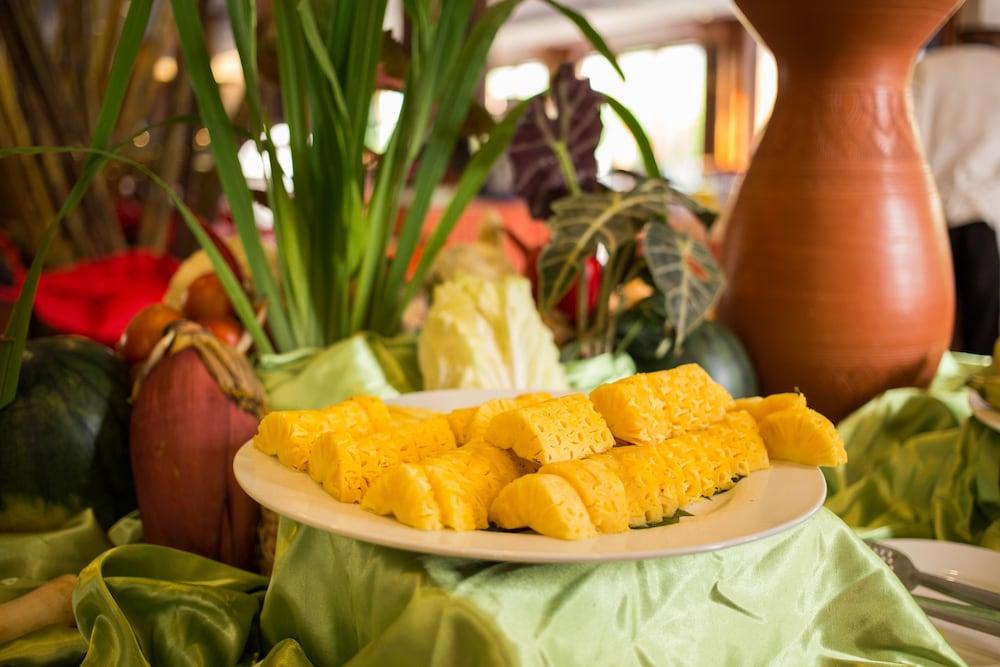 Royal Empire Premium Hotel Siem Reap Eksteriør bilde